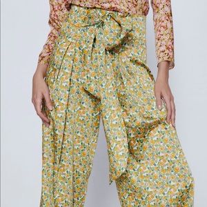Zara floral tied pants